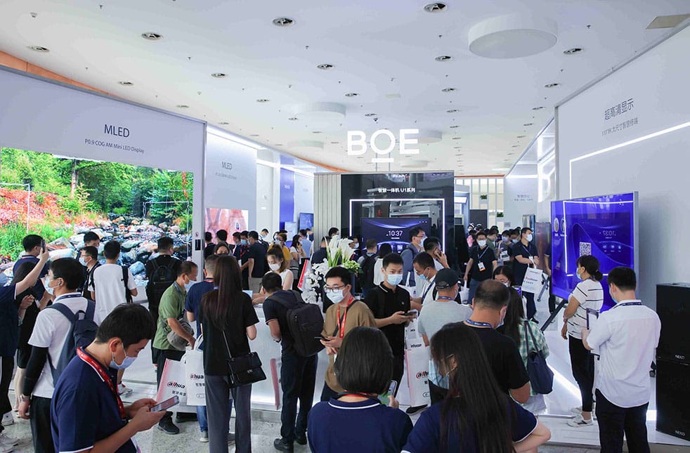 Show Floor - Booths 4